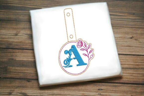 Floral Monogram Keychain a ITH: A Designer’s Review for Personalized Gifts